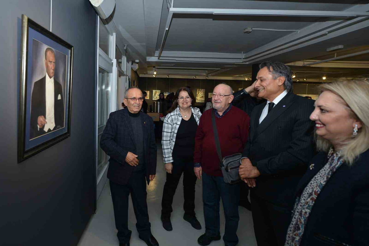 BURSA KENT KONSEYİ RESSAMLAR ÇALIŞMA GRUBU'NUN HAZIRLADIĞI ‘YENİ YILA MERHABA' RESİM SERGİSİ...