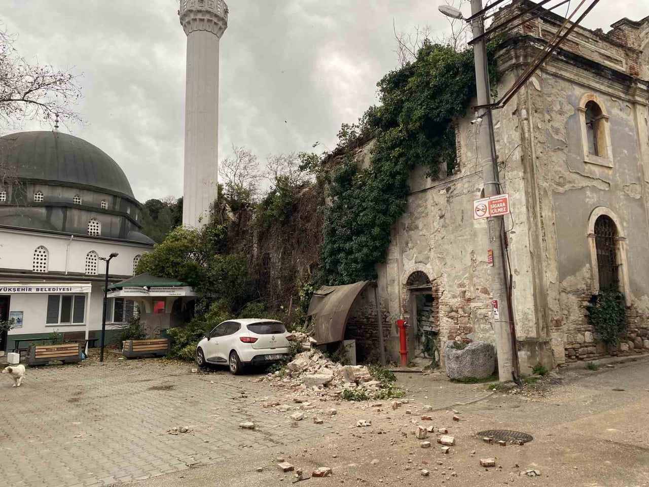 BURSA’NIN MUDANYA İLÇESİNE BAĞLI AYDINPINAR MAHALLESİ’NDE BULUNAN TARİHİ AYDINPINAR KİLİSESİ...