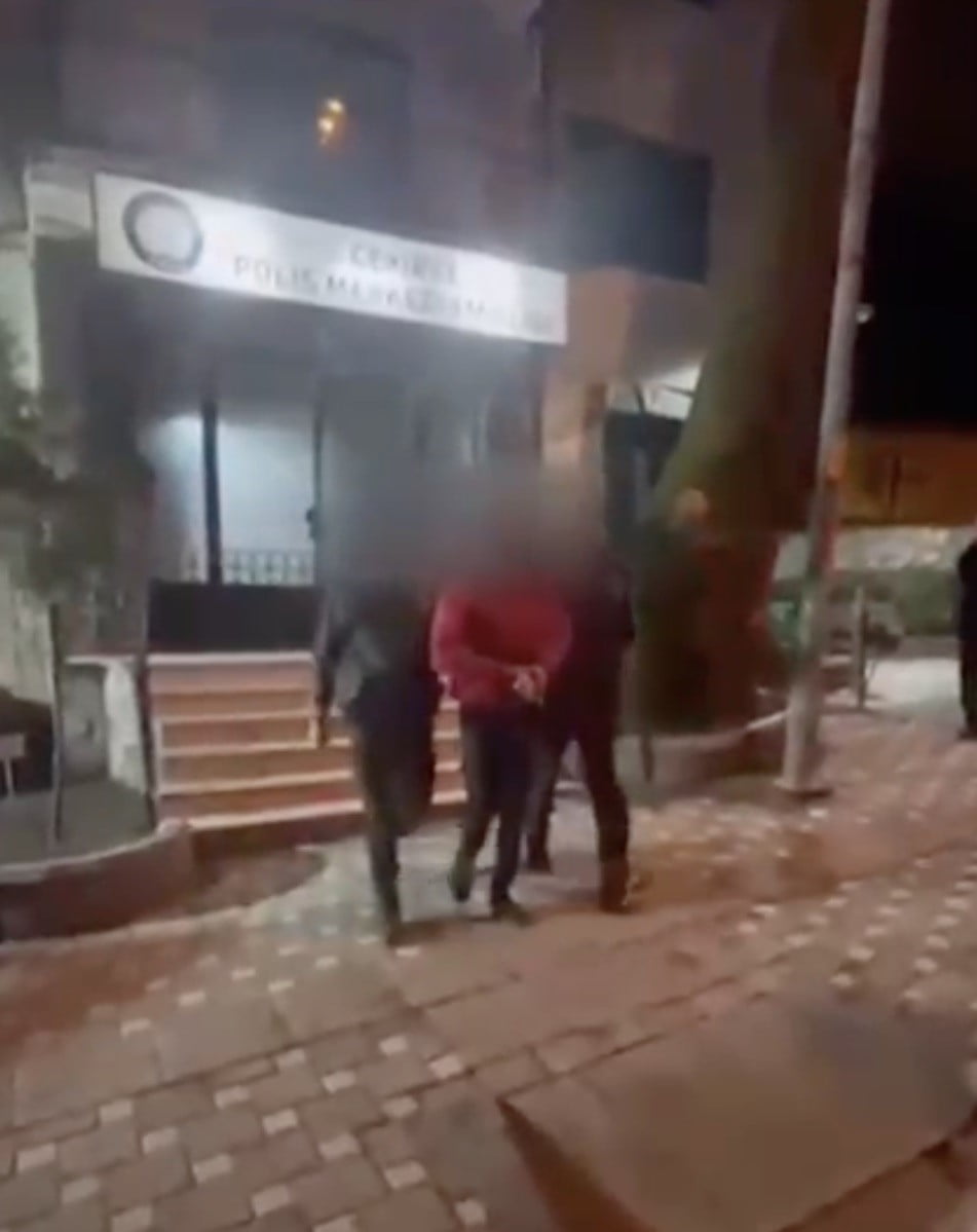 BURSA’NIN OSMANGAZİ İLÇESİNDE EMNİYET EKİPLERİNCE 4 YIL 2 AY, 2 YIL 1 AY VE 4 YIL 8 AY KESİNLEŞMİŞ...