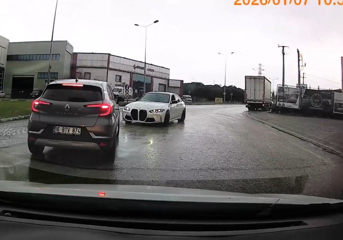 CADDE ORTASINDA DRİFT KAMERADA