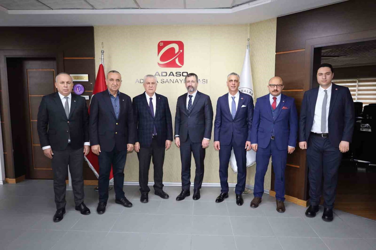 ÇEK CUMHURİYETİ ANKARA BÜYÜKELÇİSİ PETR STEPANEK VE BERABERİNDEKİ HEYET, ADANA SANAYİ ODASI’NI...