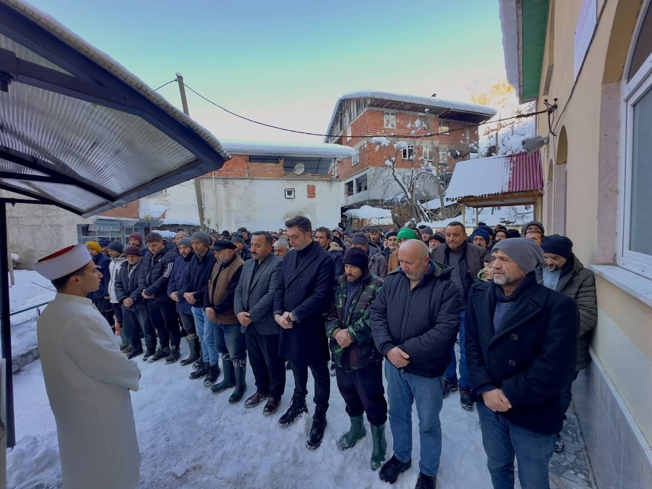 CENAZE GENEL GÖRÜNTÜSÜ