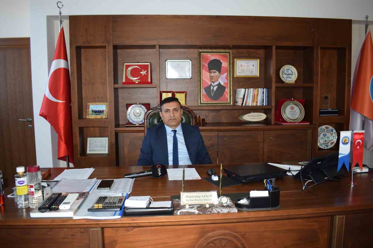 CHP'Lİ YAZIHAN BELEDİYE BAŞKANI GÖÇER: "İHRAÇ PARTİ İÇİNDE KIRBAÇ GİBİ KULLANILIYOR"