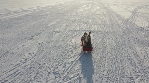 Çıldır Gölü'nde atlı kızak heyecanı başladı