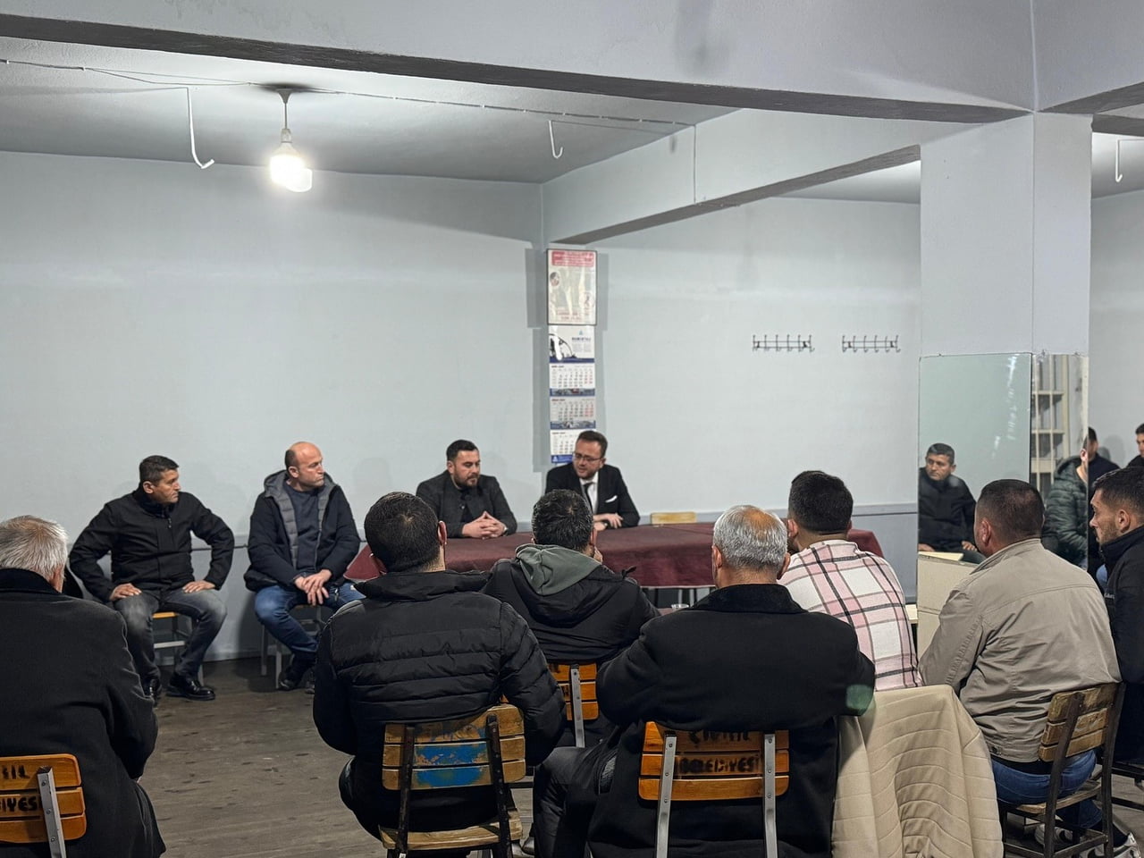 ÇİVRİL BELEDİYE BAŞKANI SEMİH DERE, MENTEŞ MAHALLESİ’Nİ ZİYARET EDEREK MAHALLE SAKİNLERİYLE BİR...