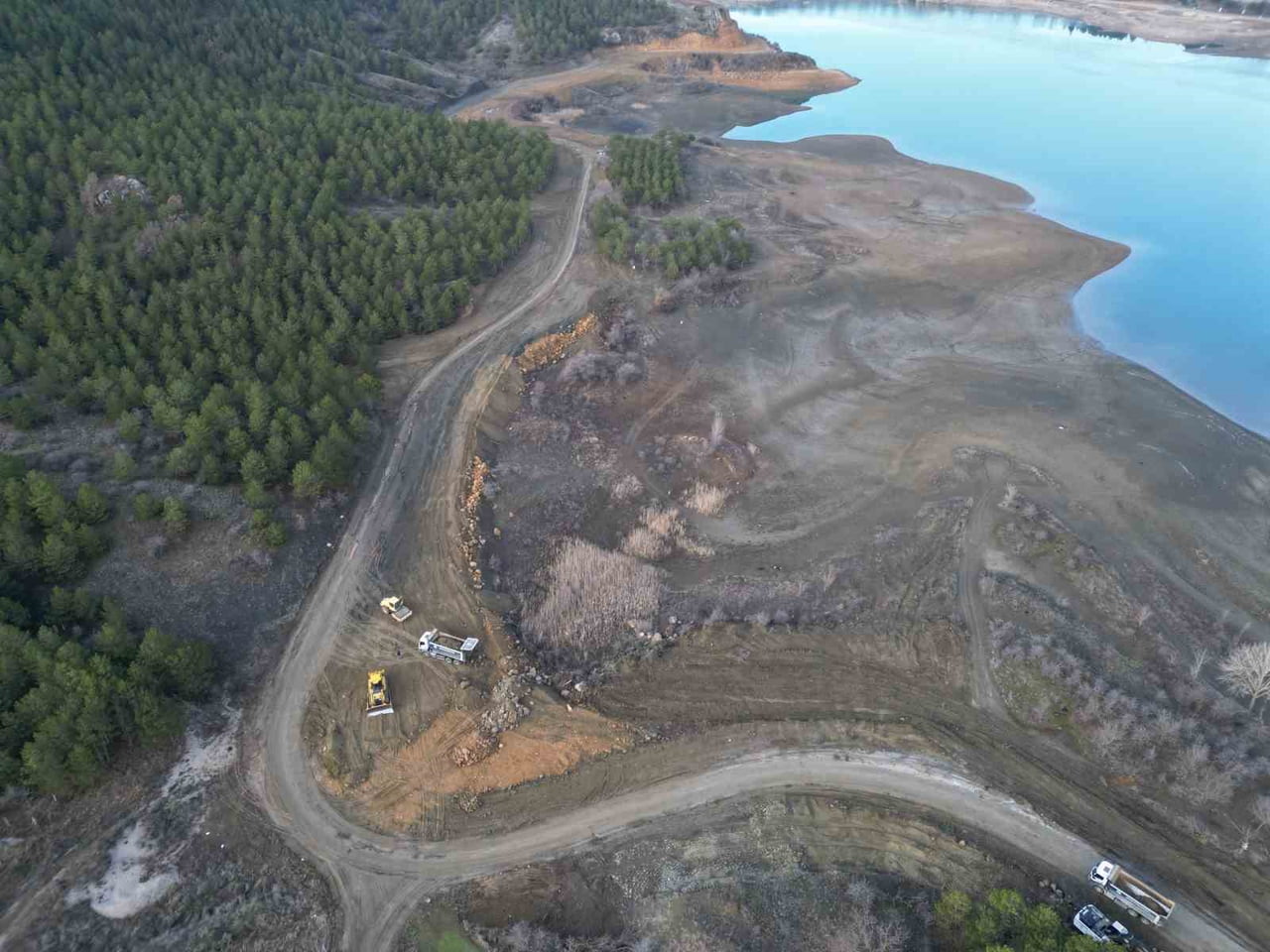 ÇORUM BELEDİYESİ TARAFINDAN YÜRÜTÜLEN PROJE KAPSAMINDA, BÖLGENİN ULAŞIM ALTYAPISI DAHA MODERN VE...