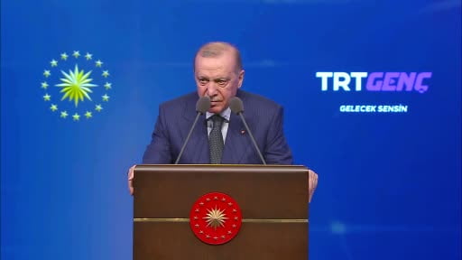 Cumhurbaşkanı Erdoğan: "Gecenin ortasında vatandaşı elinde su bidonlarıyla sıraya sokanlar mı...