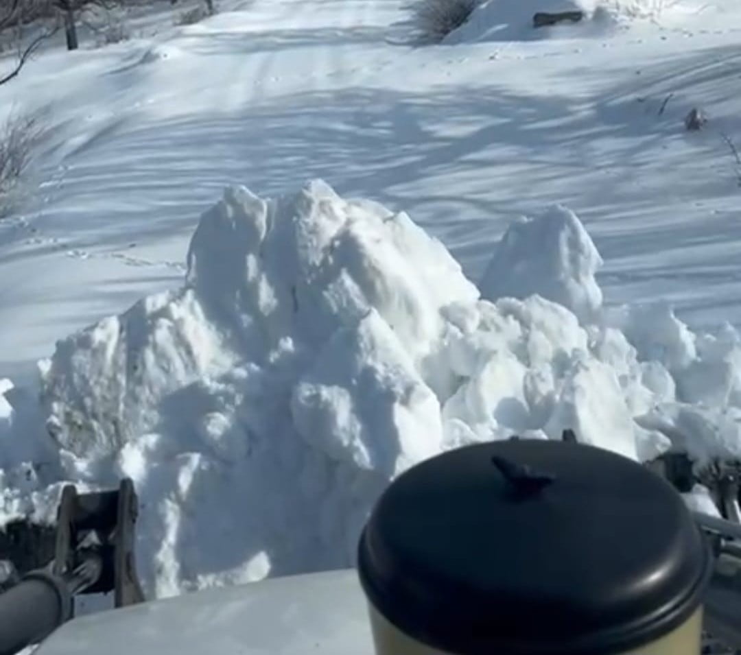 DARENDE BELEDİYESİ’NDEN KARLA MÜCADELEDE YOĞUN MESAİ