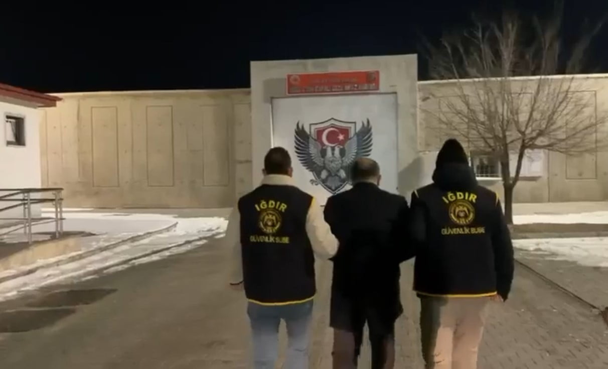 DEM PARTİ IĞDIR İL EŞ BAŞKANI DENİZ KAYNAR TUTUKLANDI