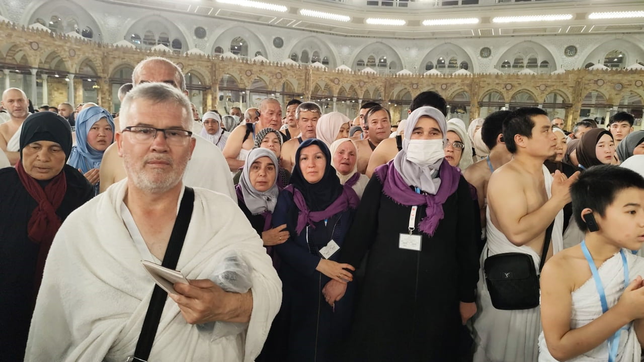 DENİZLİ İL MÜFTÜLÜĞÜ ORGANİZASYONUYLA KUTSAL TOPRAKLARA GİDEN DENİZLİLİ UMRE KAFİLESİ, MEDİNE...