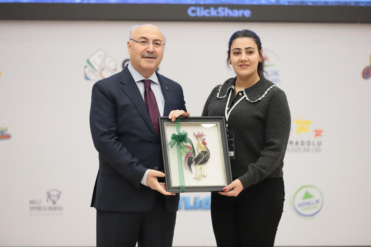 DENİZLİ VALİSİ YAVUZ SELİM KÖŞGER, TEMATİK KIŞ KAMPLARI KAPSAMINDA DENİZLİ’DE DÜZENLENEN...