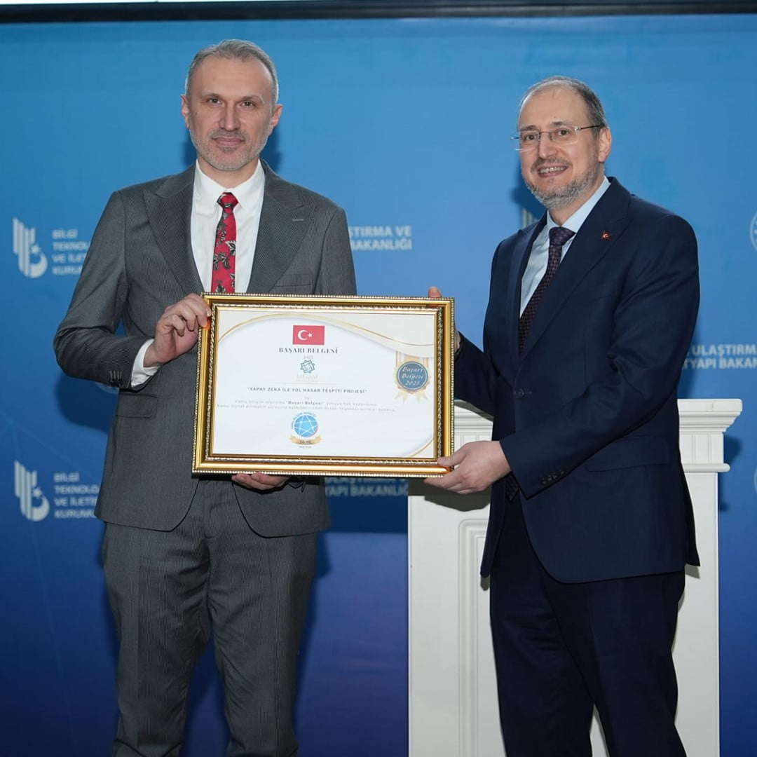 DİJİTAL DÖNÜŞÜM VE AKILLI ŞEHİRCİLİK ALANINDAKİ ÖNCÜ PROJELERİYLE GÖZ DOLDURAN KONYA’NIN MERKEZ...