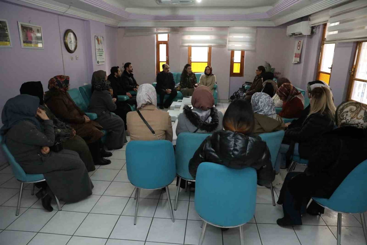 DİYARBAKIR BÜYÜKŞEHİR BELEDİYESİ TARAFINDAN YENİDEN YAŞAM KANSERLE MÜCADELE DERNEĞİ’NE DAYANIŞMA...