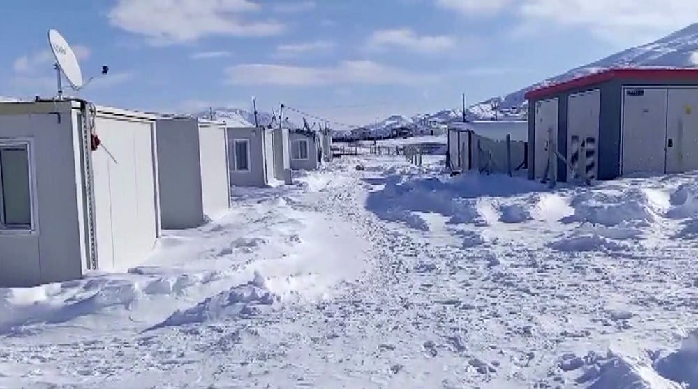 DOĞANŞEHİR İLÇESİNDE BULUNAN KONTEYNER KENT KAR ALTINDA KALDI.