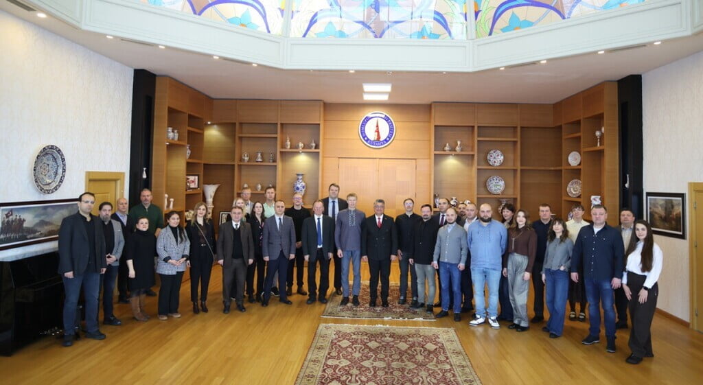 DUMLUPINAR ÜNİVERSİTESİ, ULUSLARARASI PROGRAMA EV SAHİPLİĞİ YAPTI