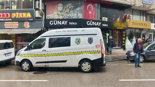 Dün giriş yaptığı apart otel odasında ölü bulundu