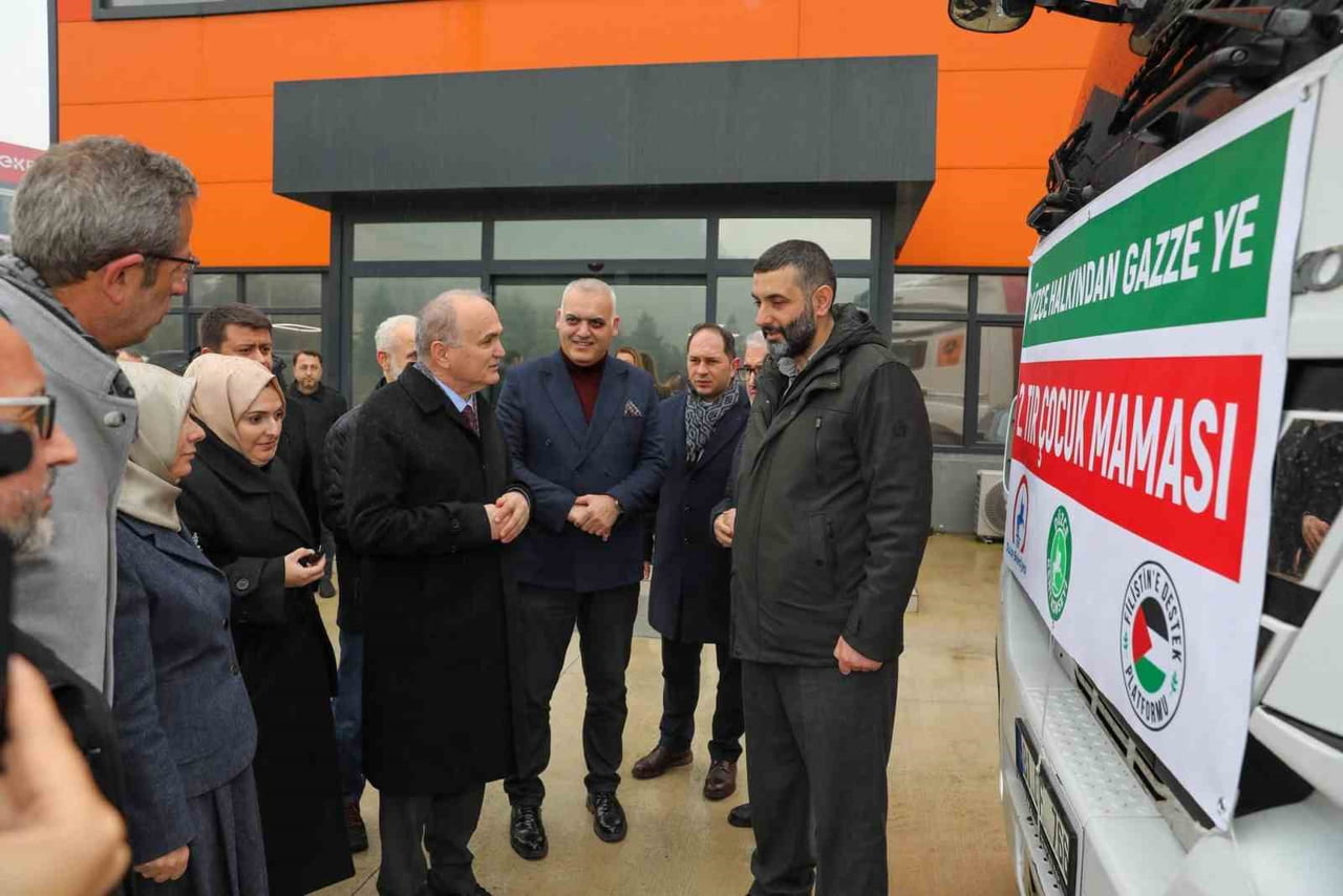 DÜZCE BELEDİYE BAŞKANI DR. FARUK ÖZLÜ’NÜN ÖNCÜLÜĞÜNDE; DÜZCE KENT KONSEYİ, FİLİSTİN’E DESTEK...