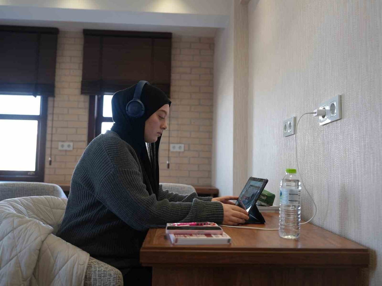 DÜZCE BELEDİYESİ TARAFINDAN YENİLENEREK KÜTÜPHANEYE DÖNÜŞTÜRÜLEN VE AÇILIŞI GEÇTİĞİMİZ HAFTA...