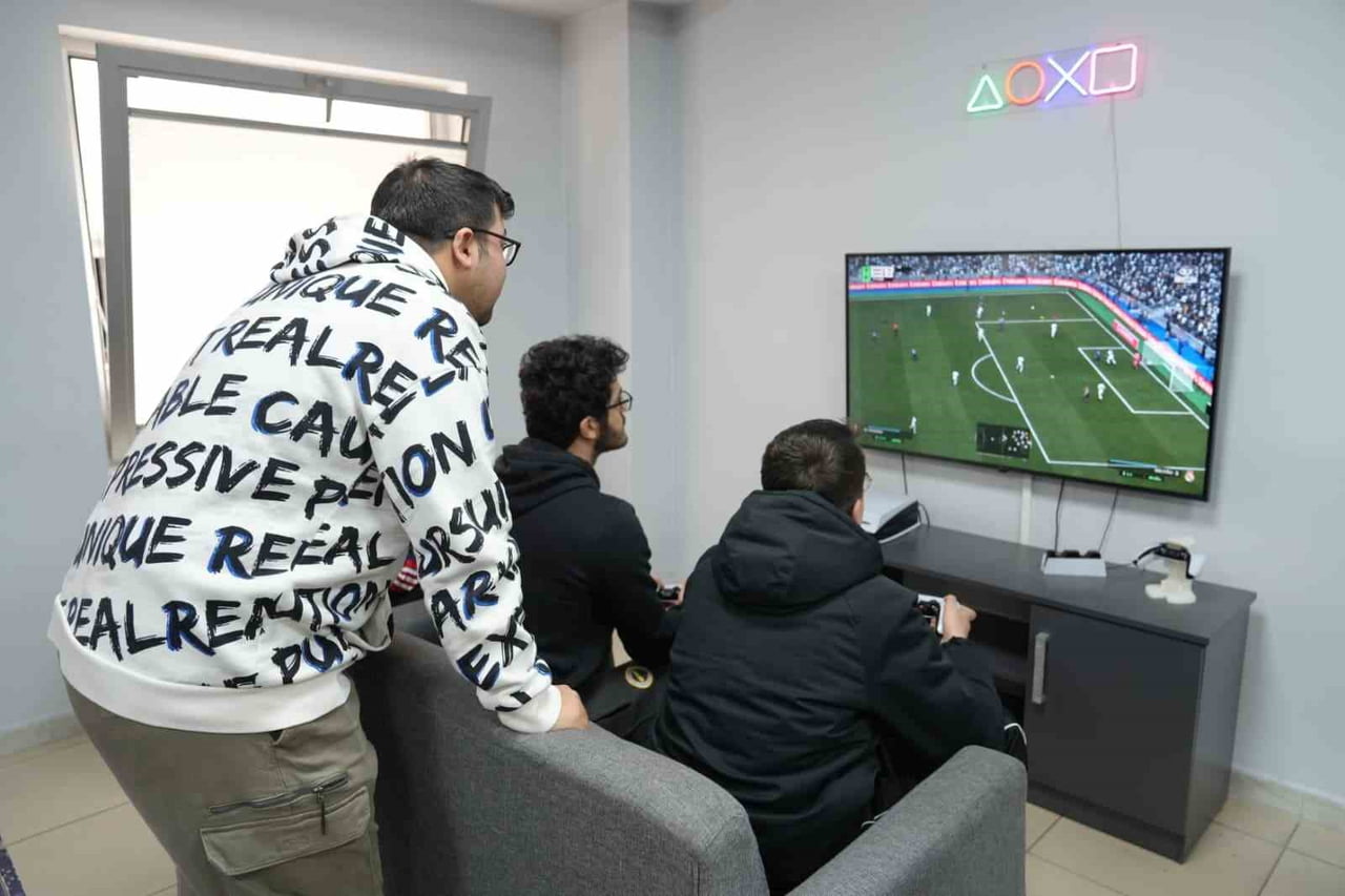 ‘EAFC 26 PLAYSTATİON 5 ESPOR TURNUVALARI' YOĞUN KATILIMLA TAMAMLANDI.