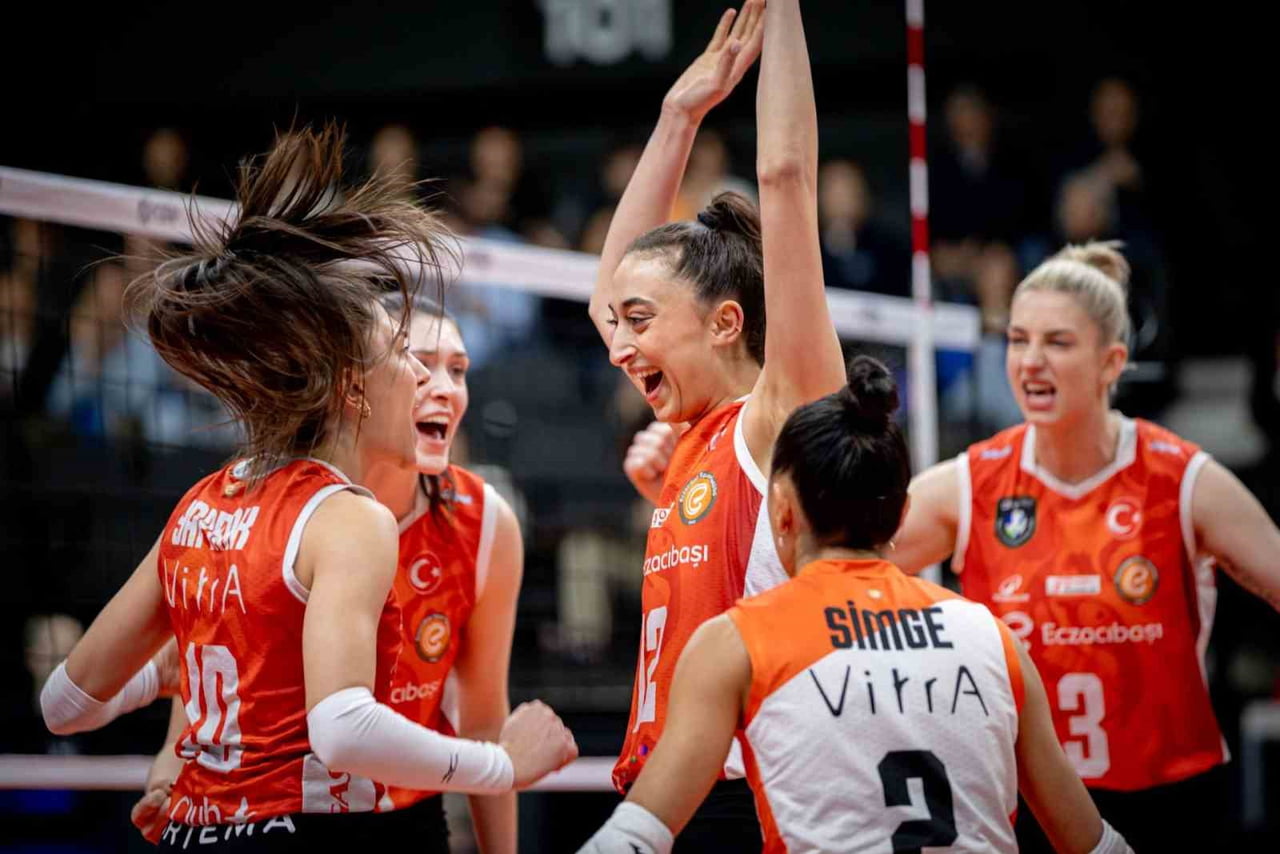 ECZACIBAŞI DYNAVİT, CEV ZEREN GROUP ŞAMPİYONLAR LİGİ C GRUBU MAÇINDA, EVİNDE İTALYA EKİBİ VERO...