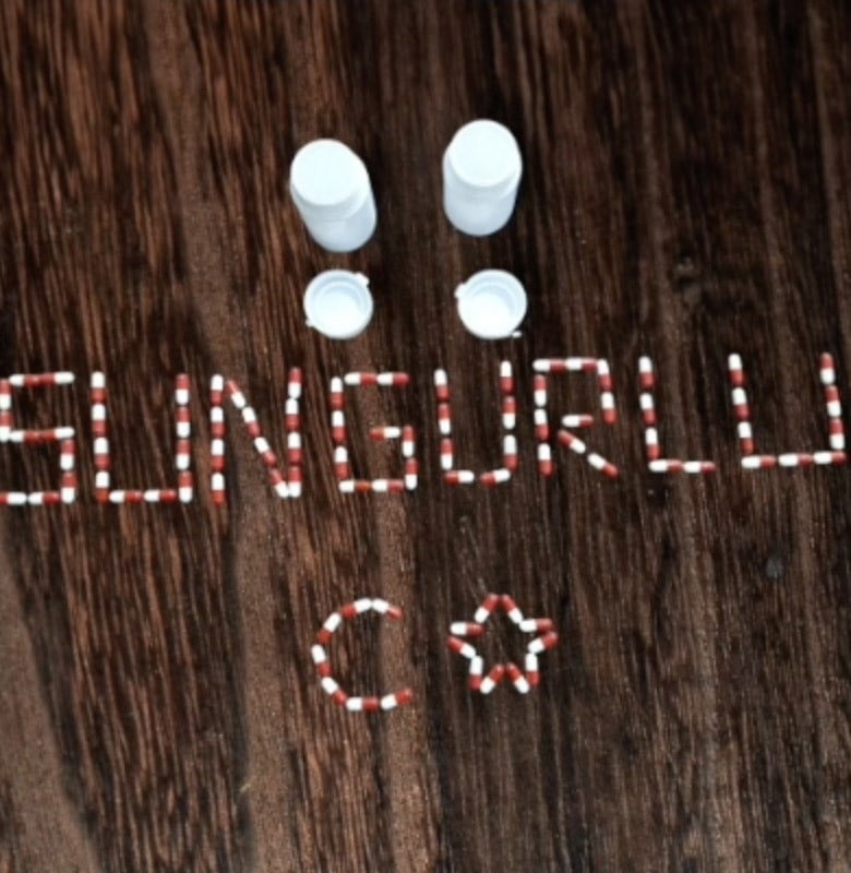 ELE GEÇİRİLEN UYUŞTURUCU MADDELERDEN GÖRÜNTÜ