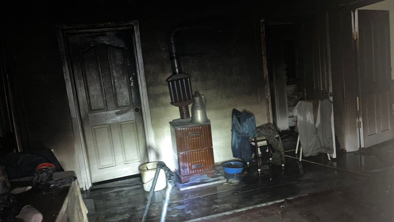 ELEKTRİK PRİZİNDEN ÇIKAN YANGIN KORKUTTU