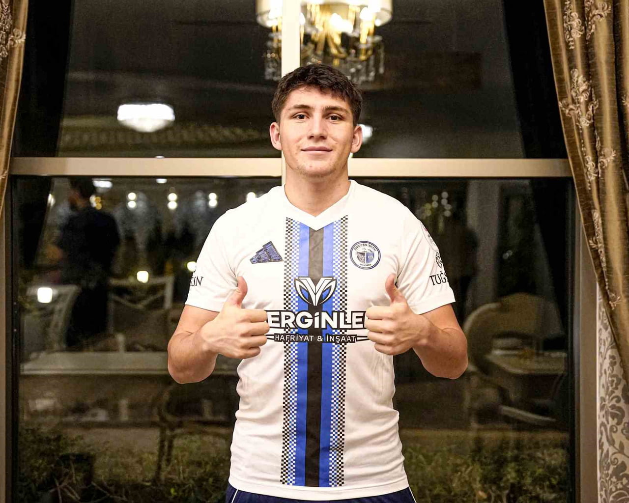 ERCİYES 38 FUTBOL KULÜBÜ, DIŞ TRANSFERDE PENDİKSPOR’DAN OZAN DEMİRBAĞ’I KADROSUNA KATTI.