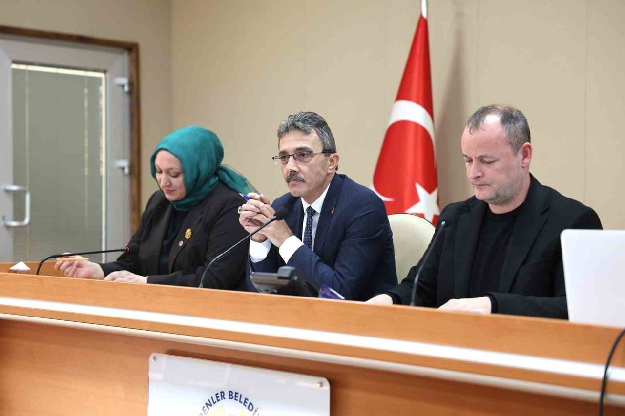 ERENLER BELEDİYESİ OCAK AYI OLAĞAN MECLİS TOPLANTISI, BELEDİYE BAŞKANI ŞENOL DİNÇ BAŞKANLIĞINDA...