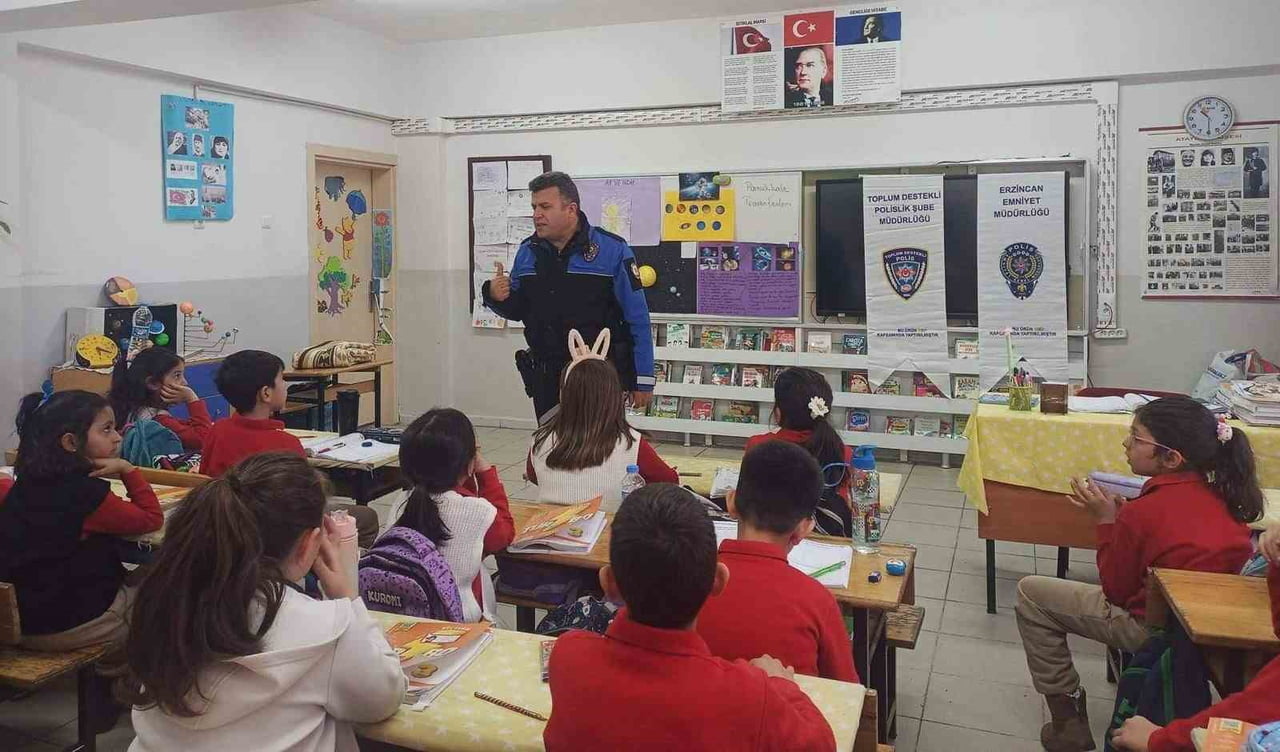 ERZİNCAN’DA 555 ÖĞRENCİYE GÜVENLİK VE TRAFİK EĞİTİMİ VERİLDİ