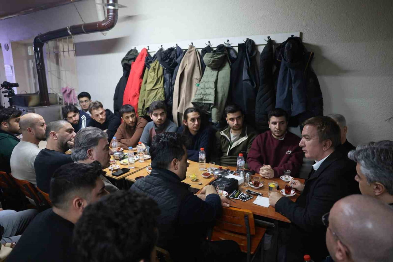 ERZİNCAN VALİSİ HAMZA AYDOĞDU, YAVUZ SELİM CAMİİ ALTINDA BULUNAN ÇAY OCAĞINDA TIP FAKÜLTESİ...