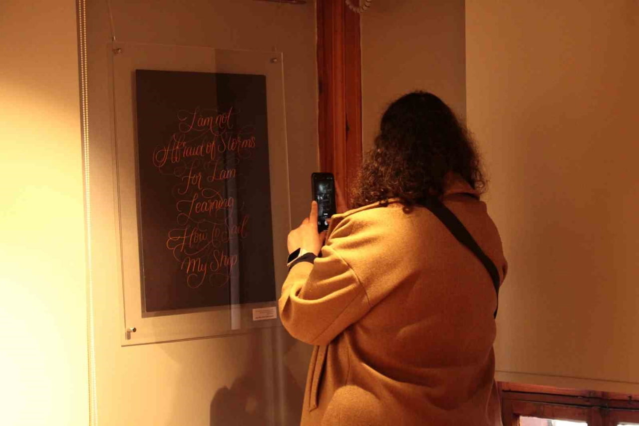 ESKİŞEHİR ANADOLU ÜNİVERSİTESİ YUNUS EMRE YAZI SANATLARI MÜZESİ, KALİGRAFİ VE HARFLEME...