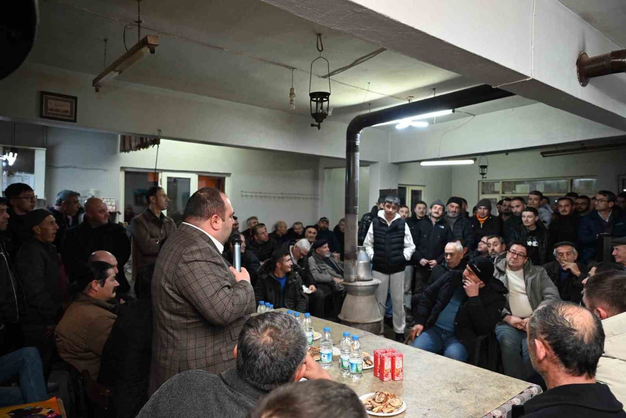 ESKİŞEHİR İNÖNÜ BELEDİYE BAŞKANI SERHAT HAMAMCI, DÜZENLİ OLARAK GERÇEKLEŞTİRDİĞİ MAHALLE...