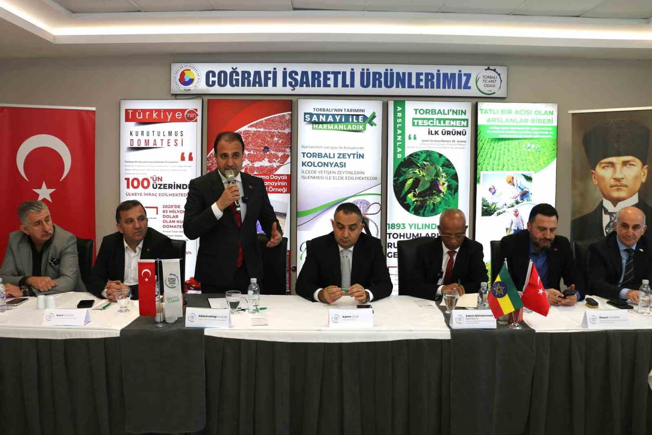 ETİYOPYA BÜYÜKELÇİSİ ADEM MOHAMMED MAHMUD VE HEYETİ, TORBALI’DAKİ GIDA İMALATÇISI FİRMALARLA BİR...
