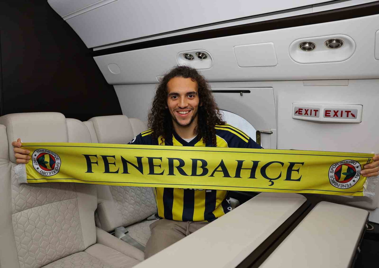 FENERBAHÇE'NİN TRANSFER GÖRÜŞMELERİNDE BULUNDUĞU FRANSIZ FUTBOLCU MATTEO GUENDOUZİ, İSTANBUL'A...