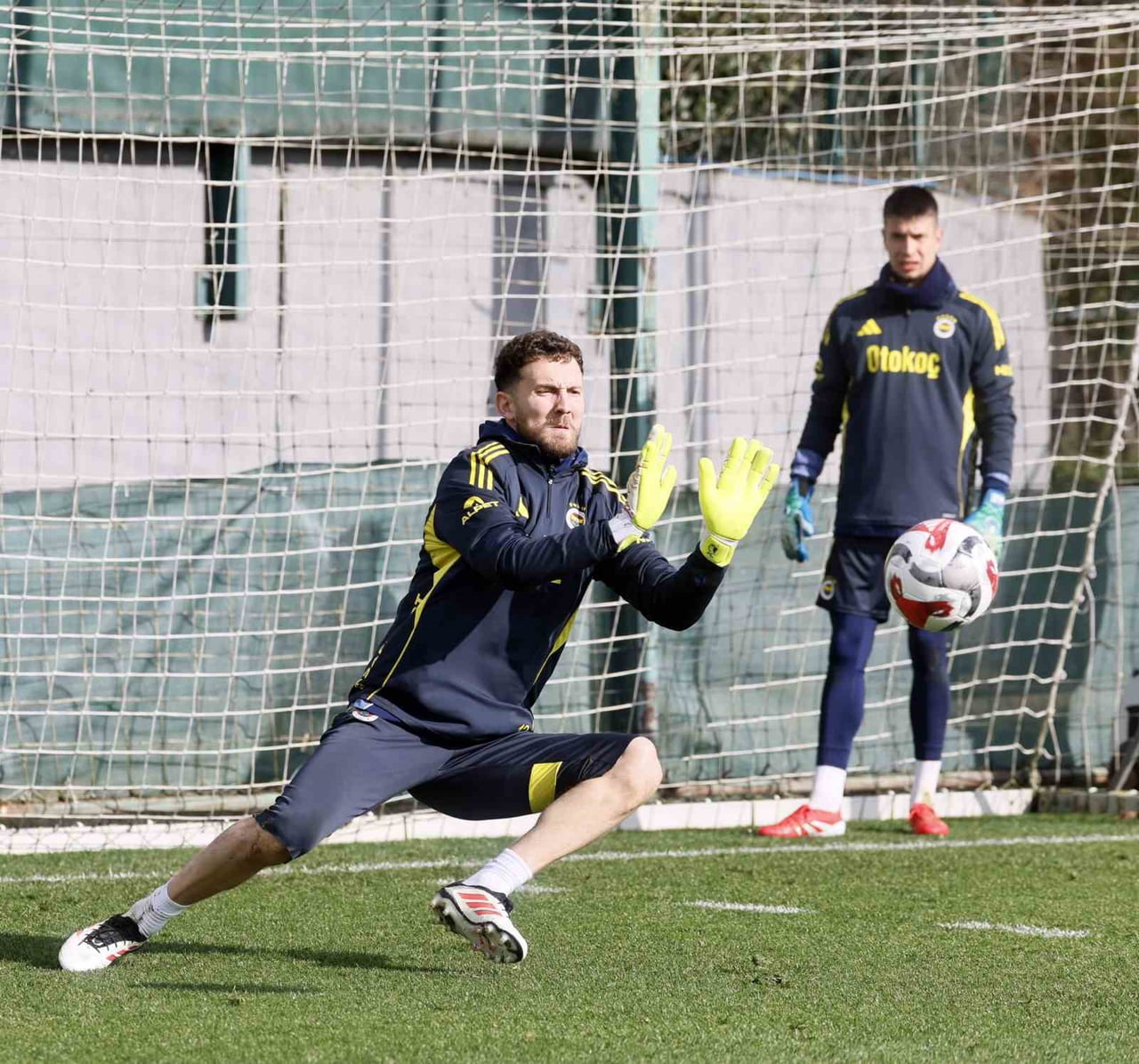 FENERBAHÇE, TRENDYOL SÜPER LİG'İN 18. HAFTA MAÇINDA YARIN CORENDON ALANYASPOR İLE OYNAYACAĞI MAÇIN...