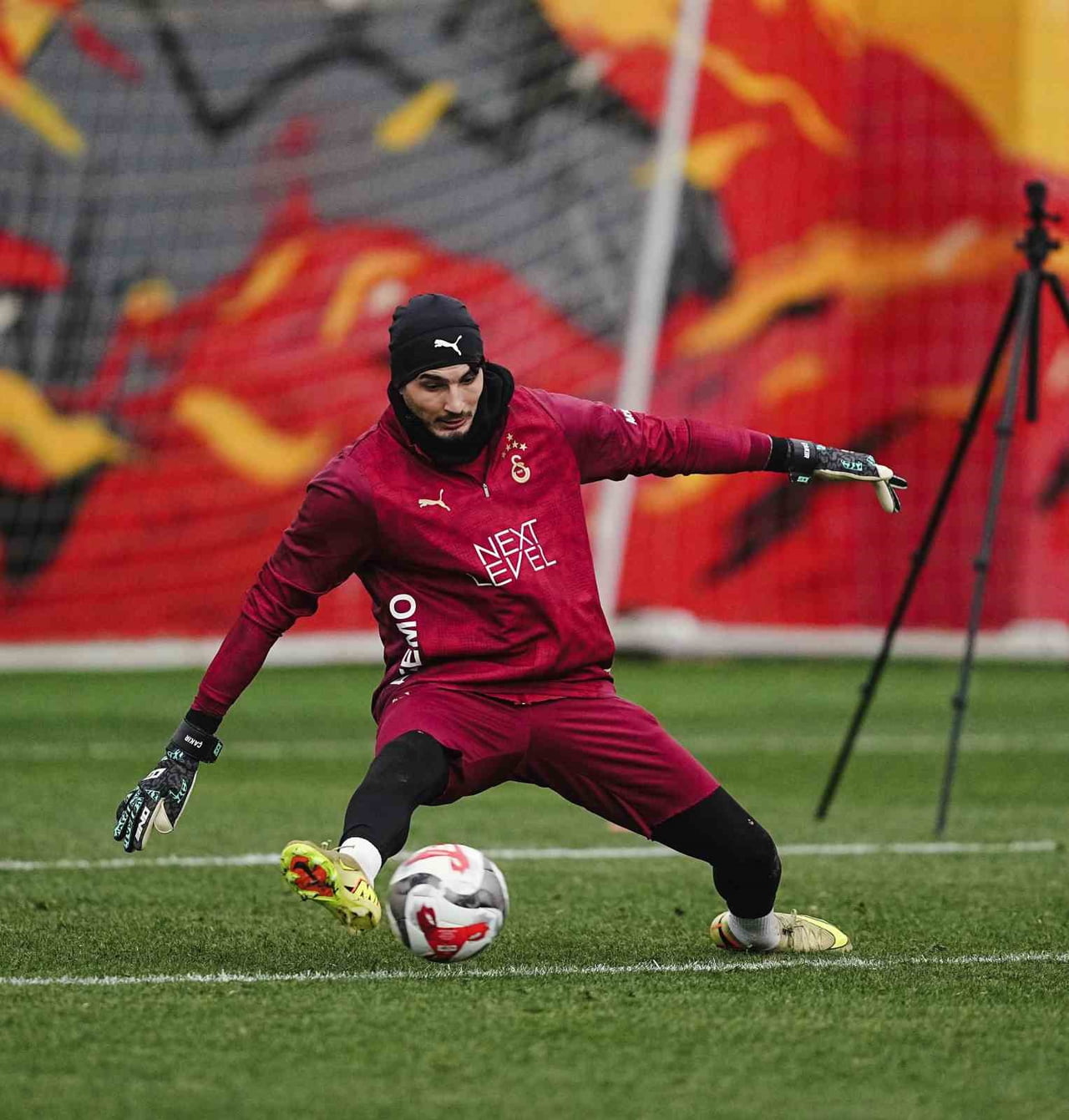 GALATASARAY, FENERBAHÇE DERBİSİ HAZIRLIKLARINA DEVAM ETTİ