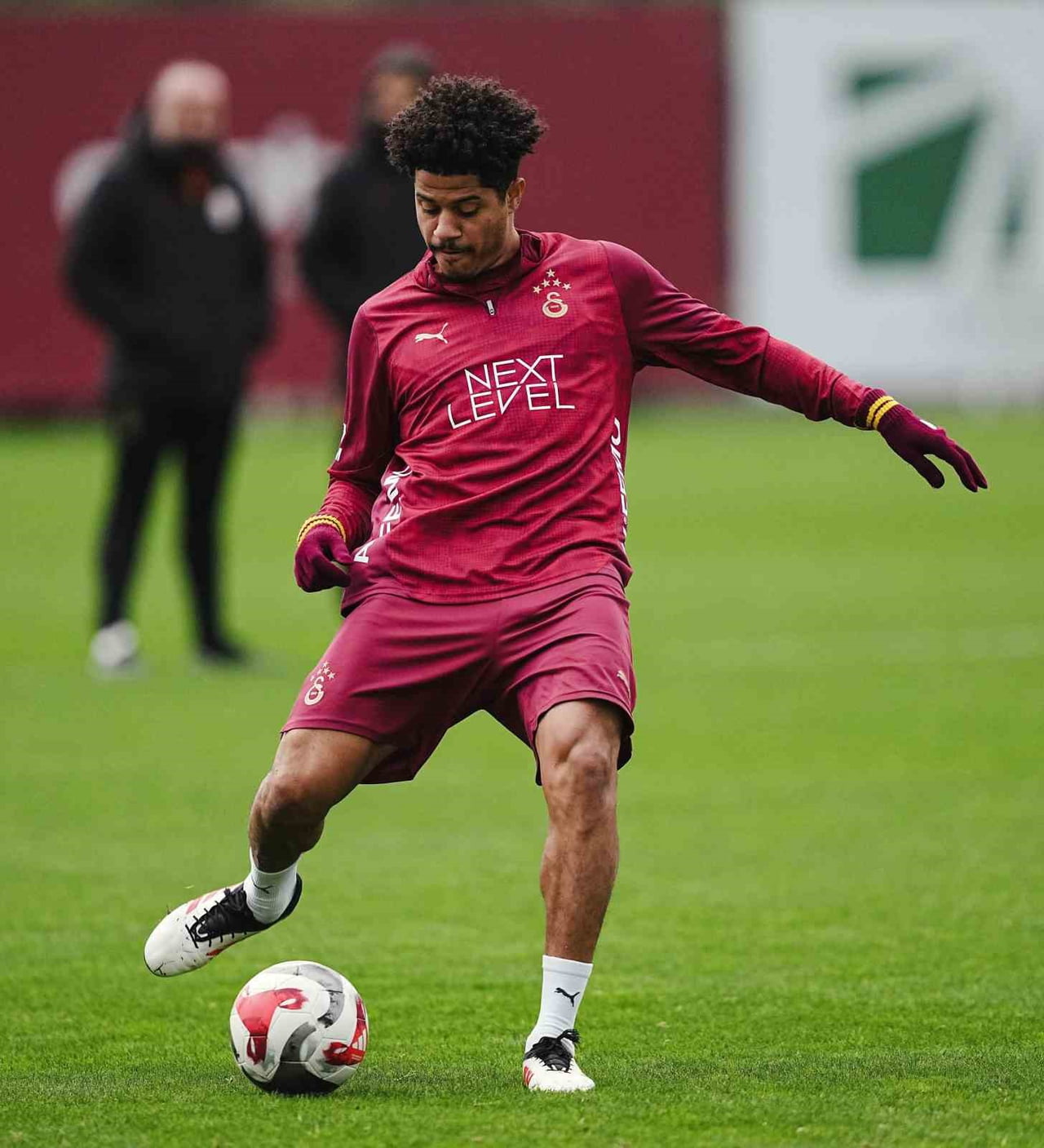 GALATASARAY, FENERBAHÇE DERBİSİ HAZIRLIKLARINA DEVAM ETTİ