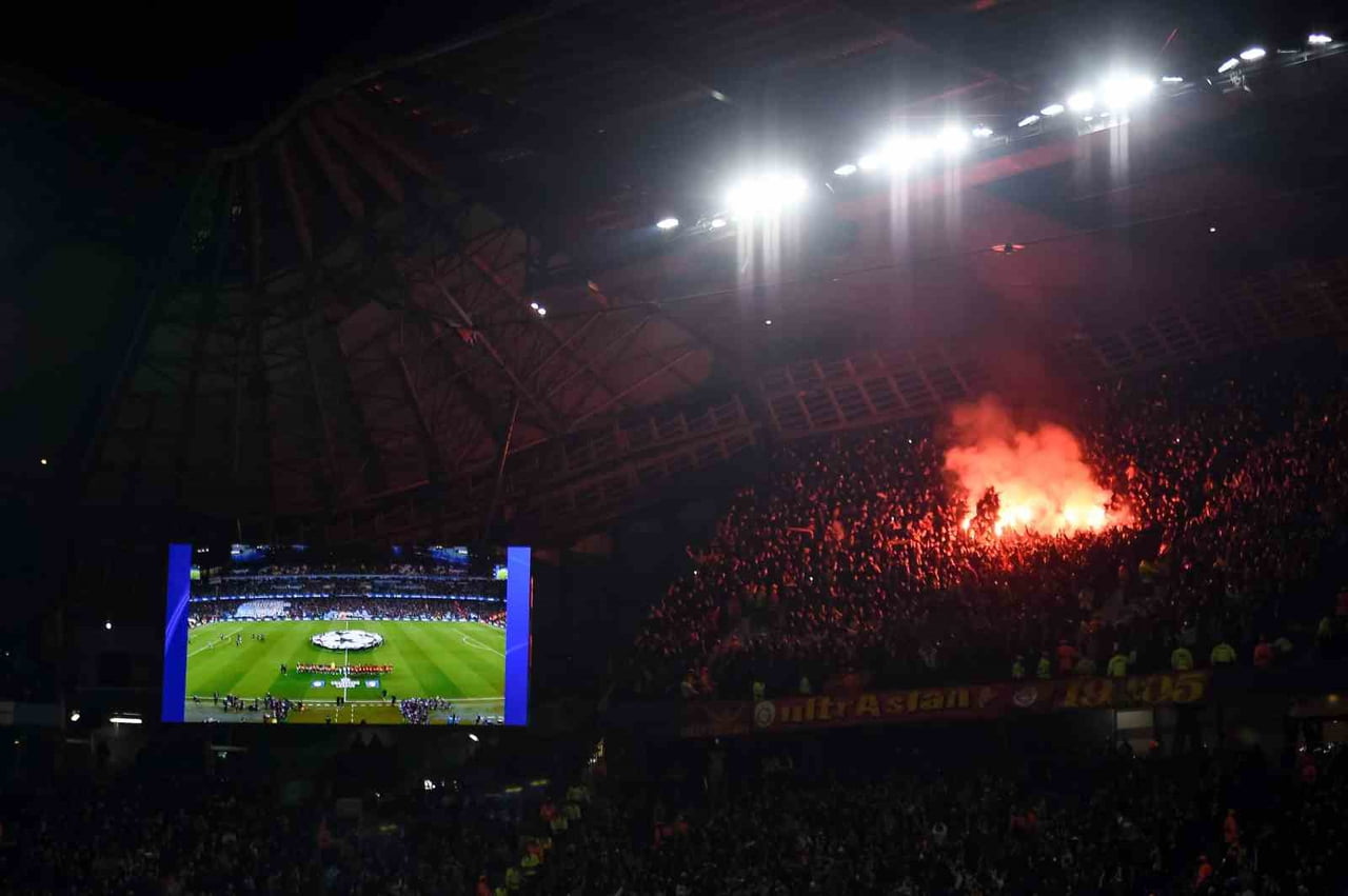 GALATASARAY TEKNİK DİREKTÖRÜ OKAN BURUK, SON OYNADIKLARI FATİH KARAGÜMRÜK MAÇININ 11'İNE GÖRE...