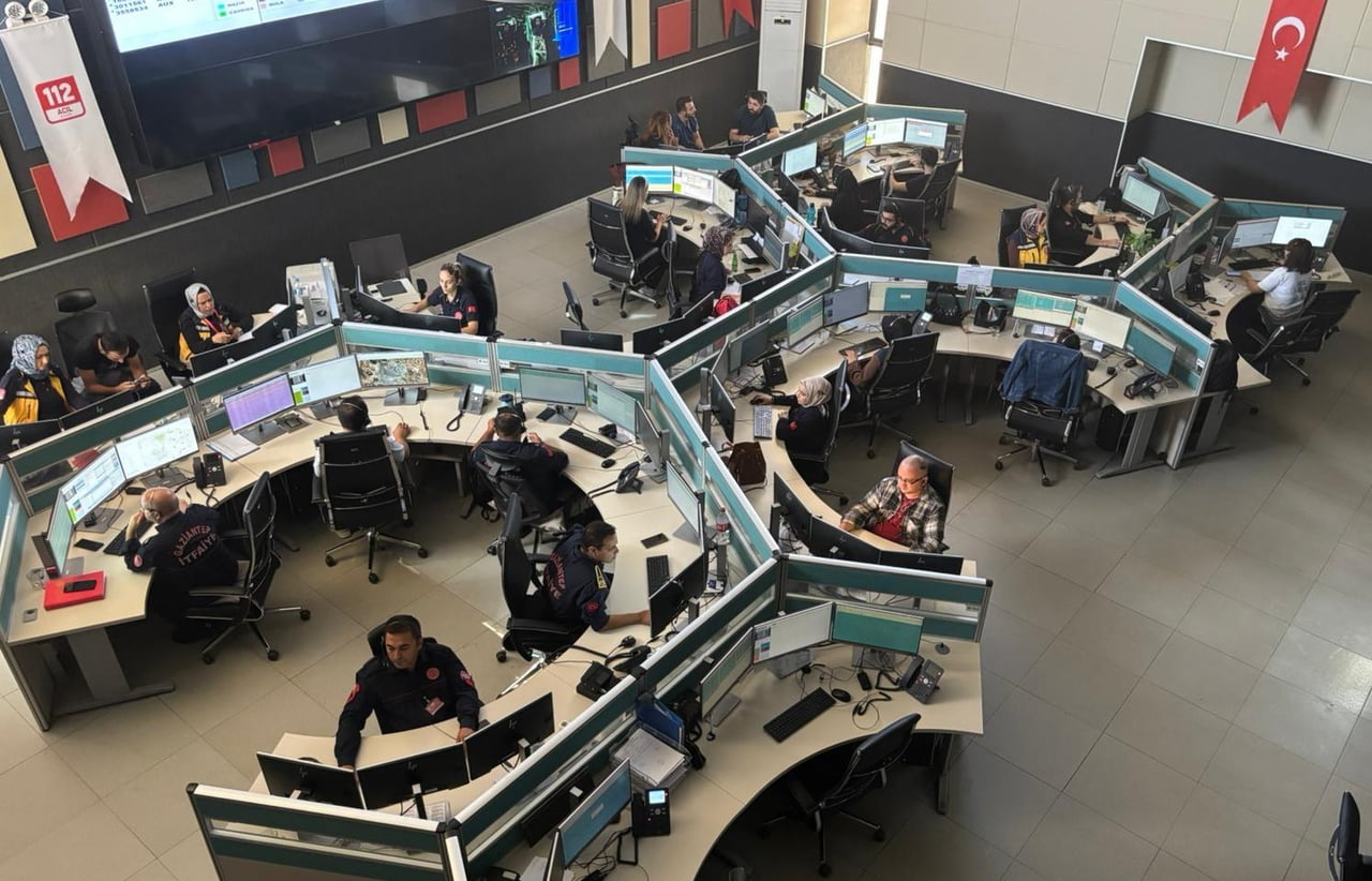 GAZİANTEP'TE 112'YE 2025 YILINDA GELEN ÇAĞRILARIN YÜZDE 72'Sİ ASILSIZ ÇIKTI, GELEN ÇAĞRILARIN...