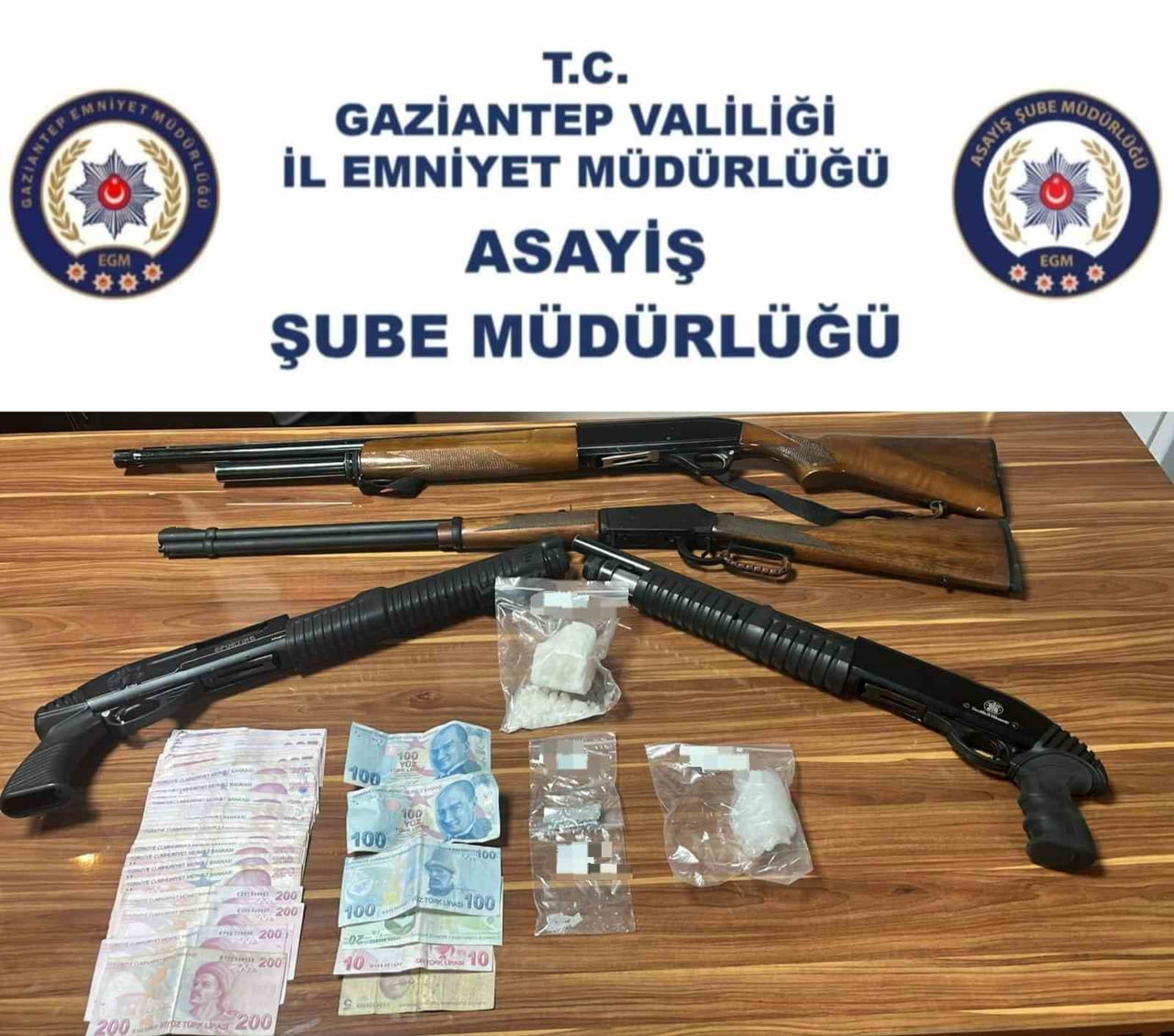 GAZİANTEP'TE 4 ADET RUHSATSIZ İLE UYUŞTURUCU MADDE ELE GEÇİRİLDİ: 4 GÖZALTI