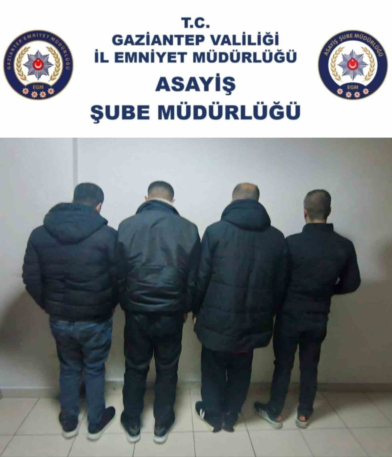 GAZİANTEP'TE 4 ADET RUHSATSIZ İLE UYUŞTURUCU MADDE ELE GEÇİRİLDİ: 4 GÖZALTI