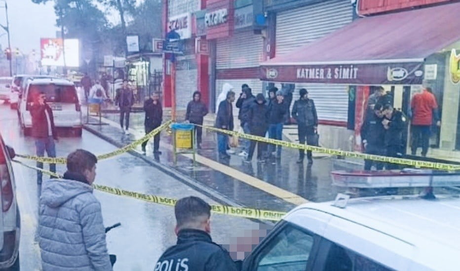 GAZİANTEP'TE İKİ GRUP ARASINDA ÇIKAN BIÇAKLI KAVGADA 1 KİŞİ HAYATINI KAYBETTİ, 1 KİŞİ DE AĞIR...