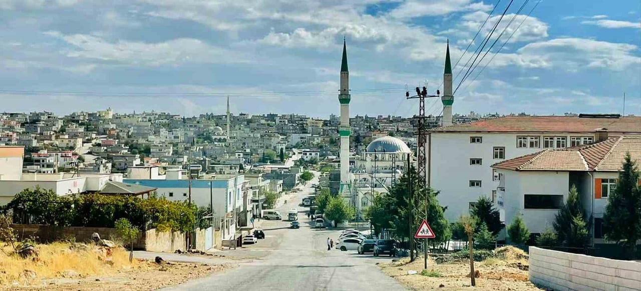 GAZİANTEP’İN ARABAN İLÇESİNE BAĞLI 4 BİN 13 NÜFUSLU İLÇENİN EN BÜYÜK KIRSAL MAHALLESİ OLAN ELİF...
