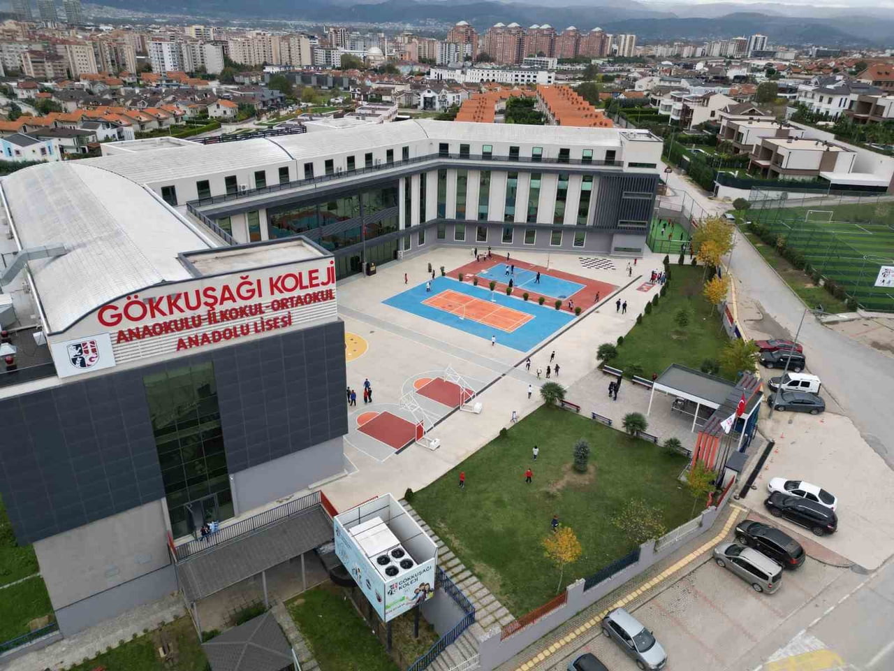 GÖKKUŞAĞI KOLEJİ’NDE ÇİFTE GURUR