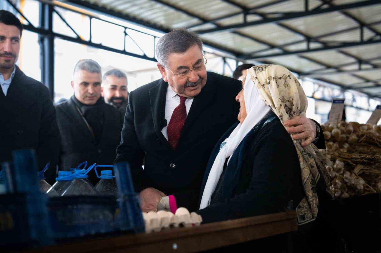 GÖLBAŞI BELEDİYE BAŞKANI YAKUP ODABAŞI, HAYMANA BELEDİYE BAŞKANI LEVENT KOÇ İLE BİRLİKTE SEMT...
