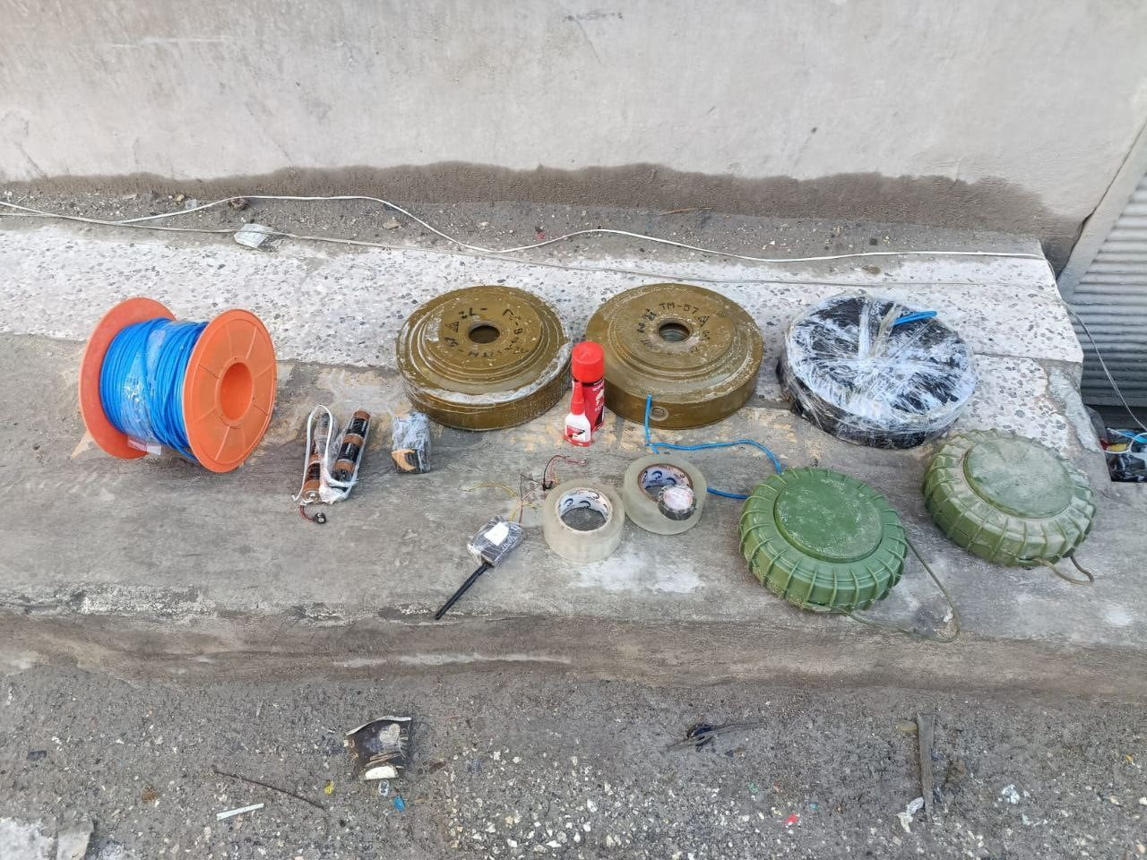 HALEP (İHA) - SURİYE İÇİŞLERİ BAKANLIĞI, HALEP’İN ŞEYH MAKSUD VE EŞREFİYE MAHALLELERİNDE GÜVENLİK...