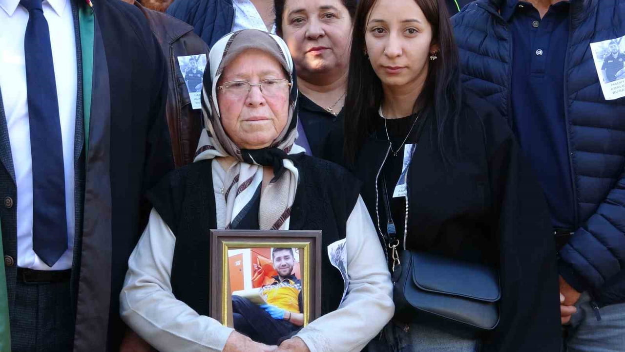 HAMİT ARAS'IN ANNESİ