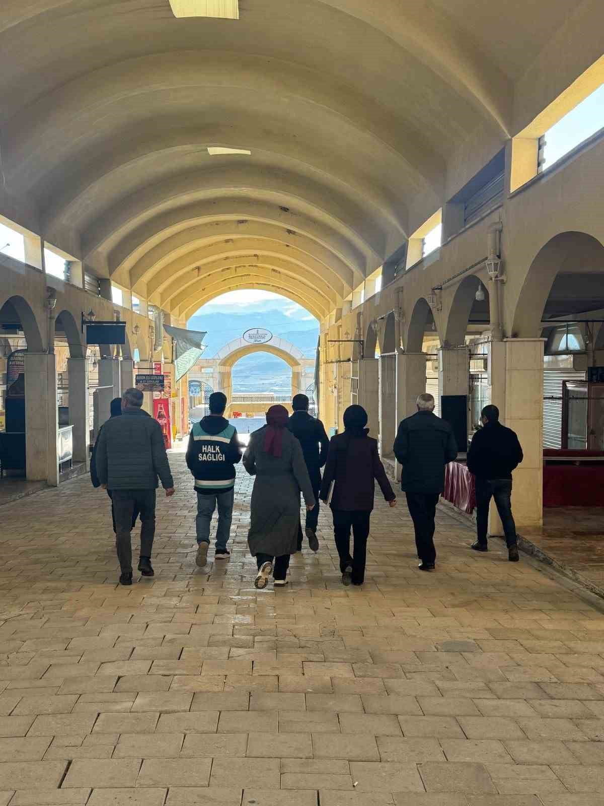 HASANKEYF’TE TÜTÜN DENETİMİ: HALK SAĞLIĞI İÇİN SAHAYA İNDİLER