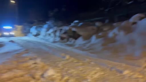 Hasta kadının imdadına paletli araçla AFAD yetişti