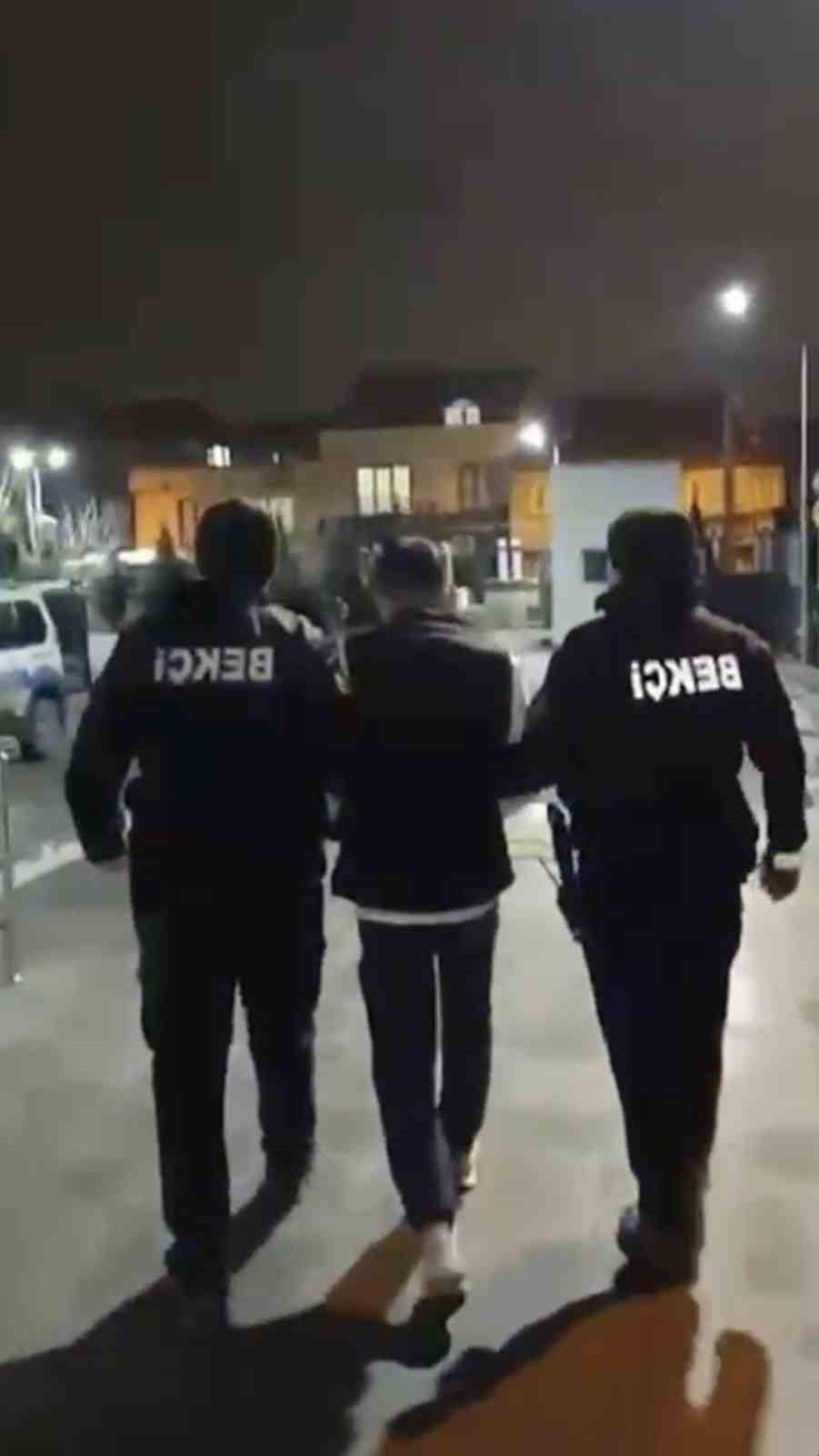 HIRSIZLIK SUÇUNDAN ARANAN ŞAHIS OSMANGAZİ'DE YAKALANDI